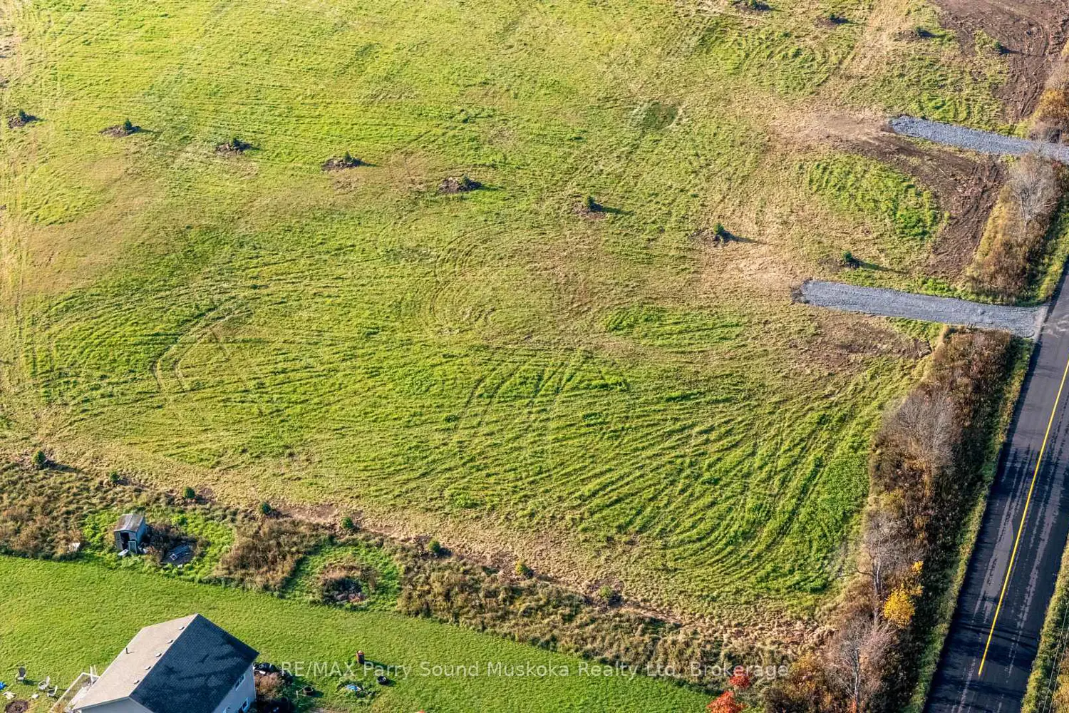 Additional image 8 of 271 Balsam Cross