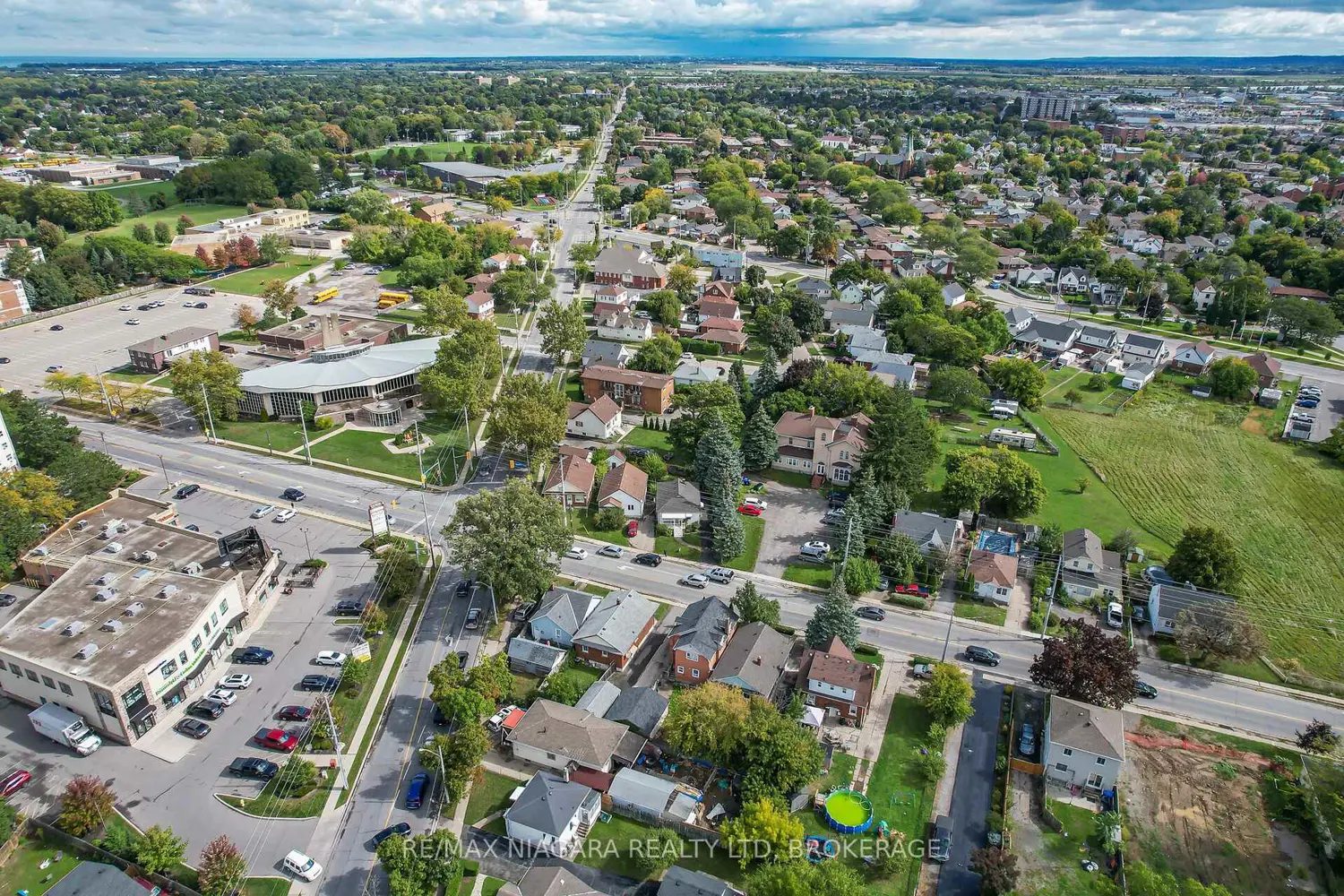 Additional image 18 of 261 Vine Street