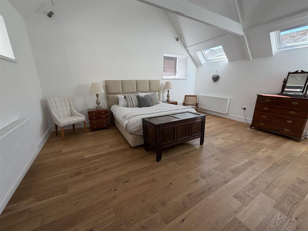 Additional image 18 of 5 bed town house to rentClayport Street, Alnwick NE66