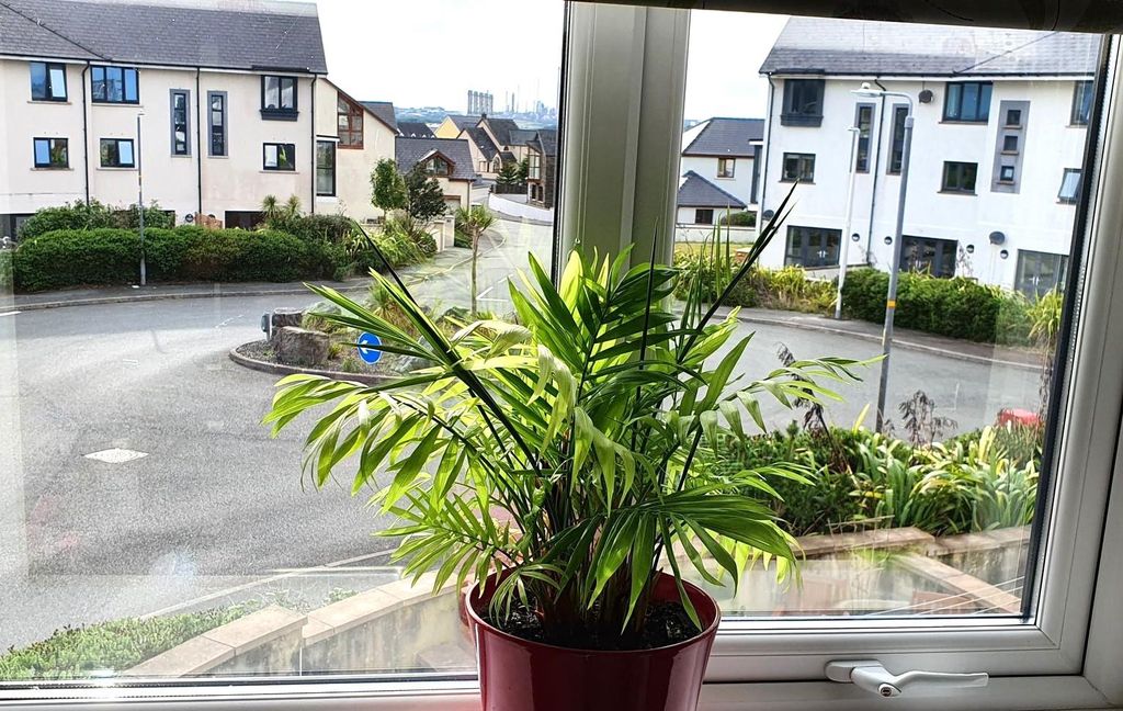 Additional image 3 of 4 bed property to rentPennar, Pembroke Dock SA72