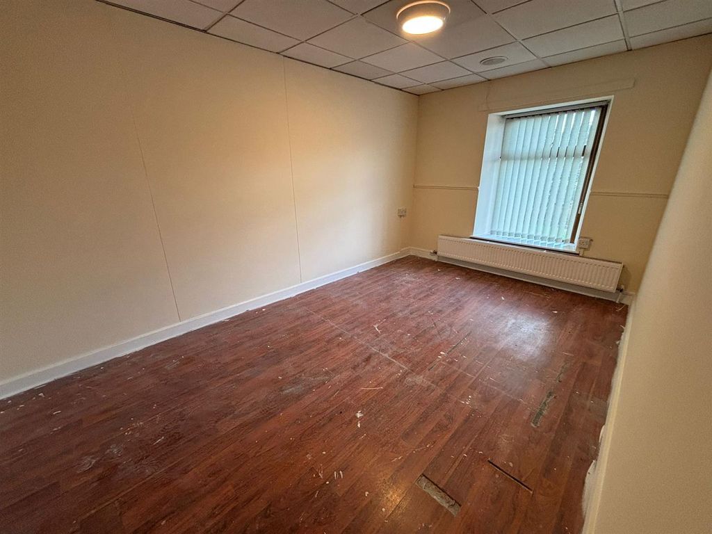 Additional image 28 of 3 bed property to rentHigh Street, Cefn Coed, Merthyr Tydfil CF48
