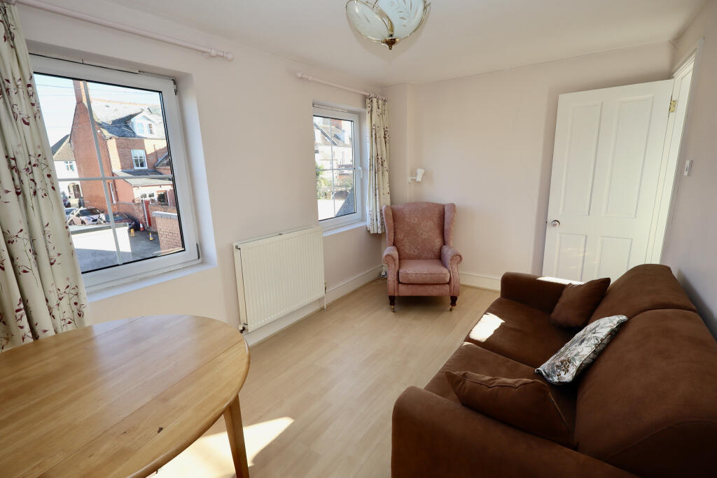 Additional image 19 of Central Wells