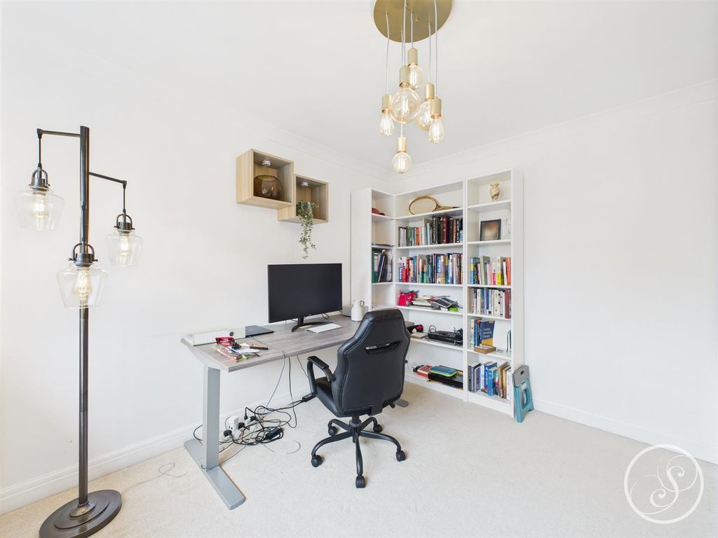 Additional image 22 of 4 bed detached house to rentLing Lane, Scarcroft, Leeds LS14