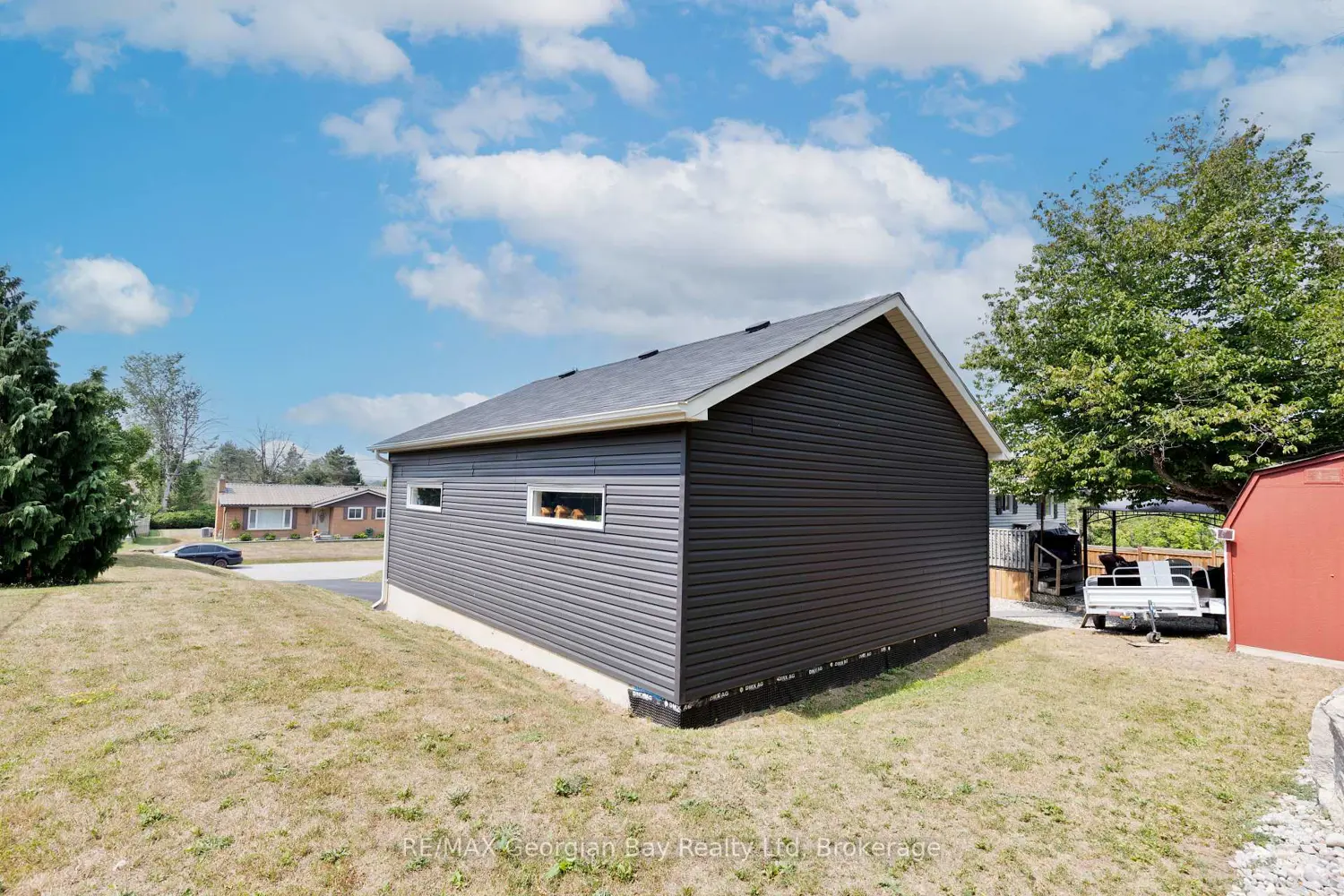 Additional image 14 of 5 Easton Avenue