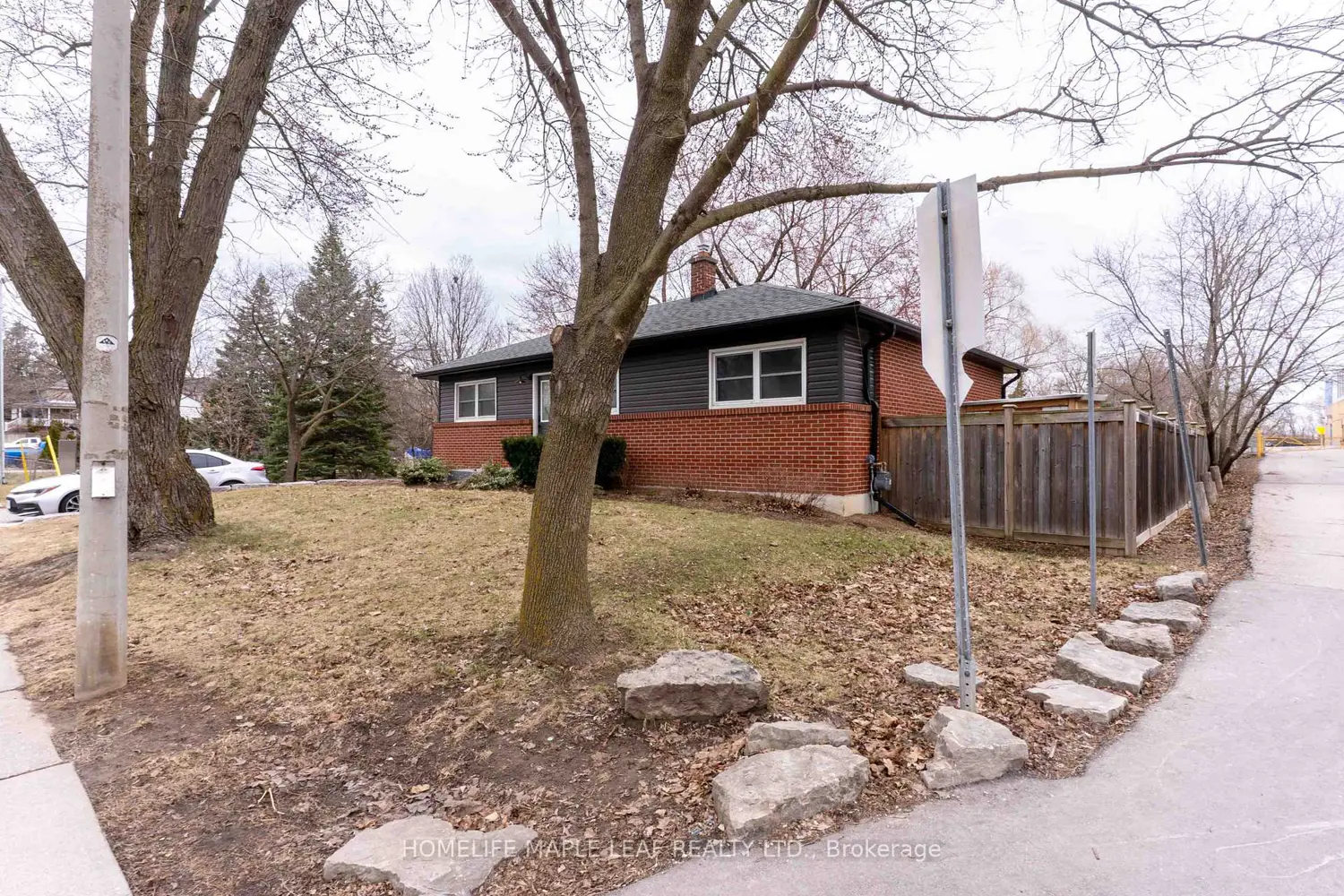 Additional image 2 of 292 Woodward Avenue
