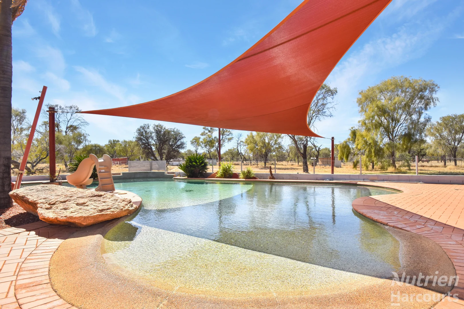 Additional image 38 of 21 Parakeelya Road, Connellan NT 0873