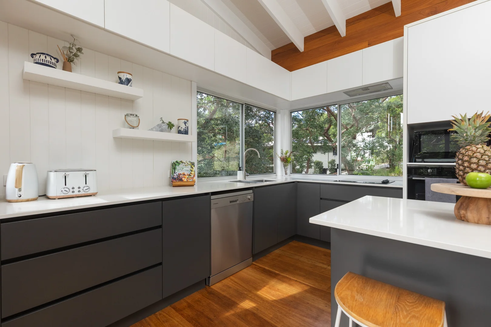 Additional image 8 of 44 Booran Street, Point Lookout QLD 4183