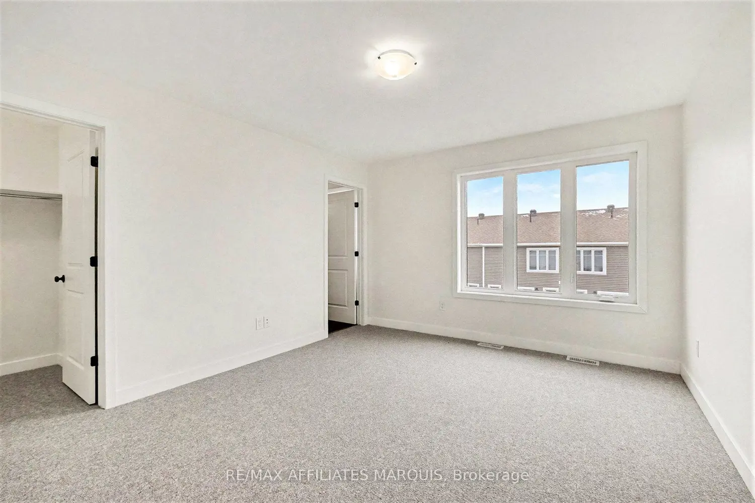 Additional image 10 of 44 Whitcomb Crescent