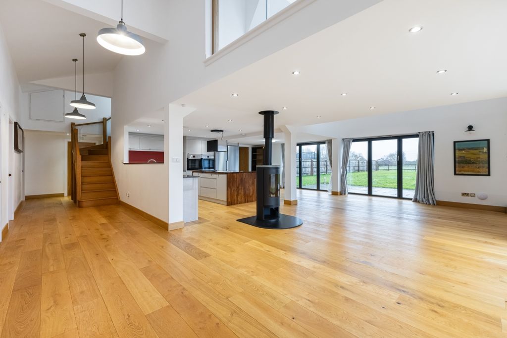 Additional image 4 of 5 bed flat to rentGrove, Wantage OX12