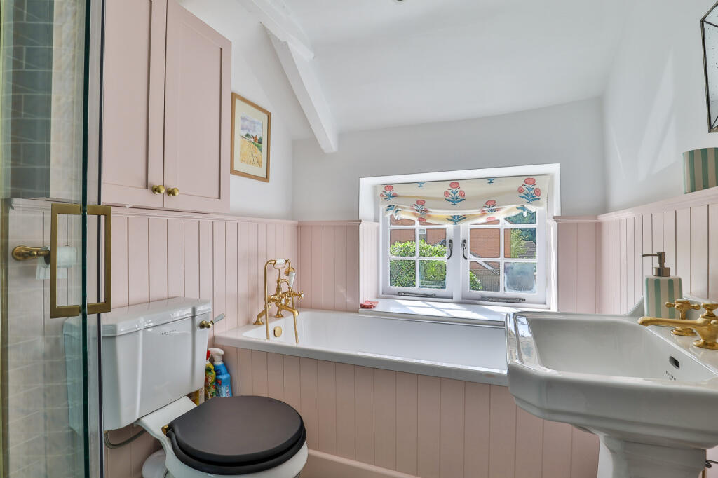 Additional image 18 of Bove Town, Glastonbury, Somerset