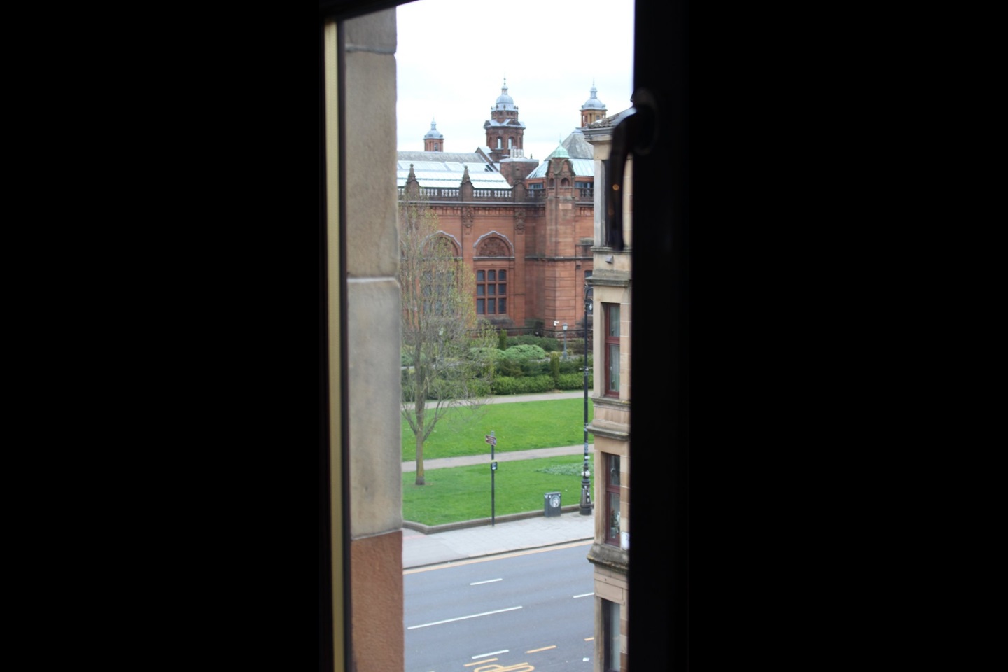 2 Bed Flat, Regent Moray Street, G3, N1 7GU