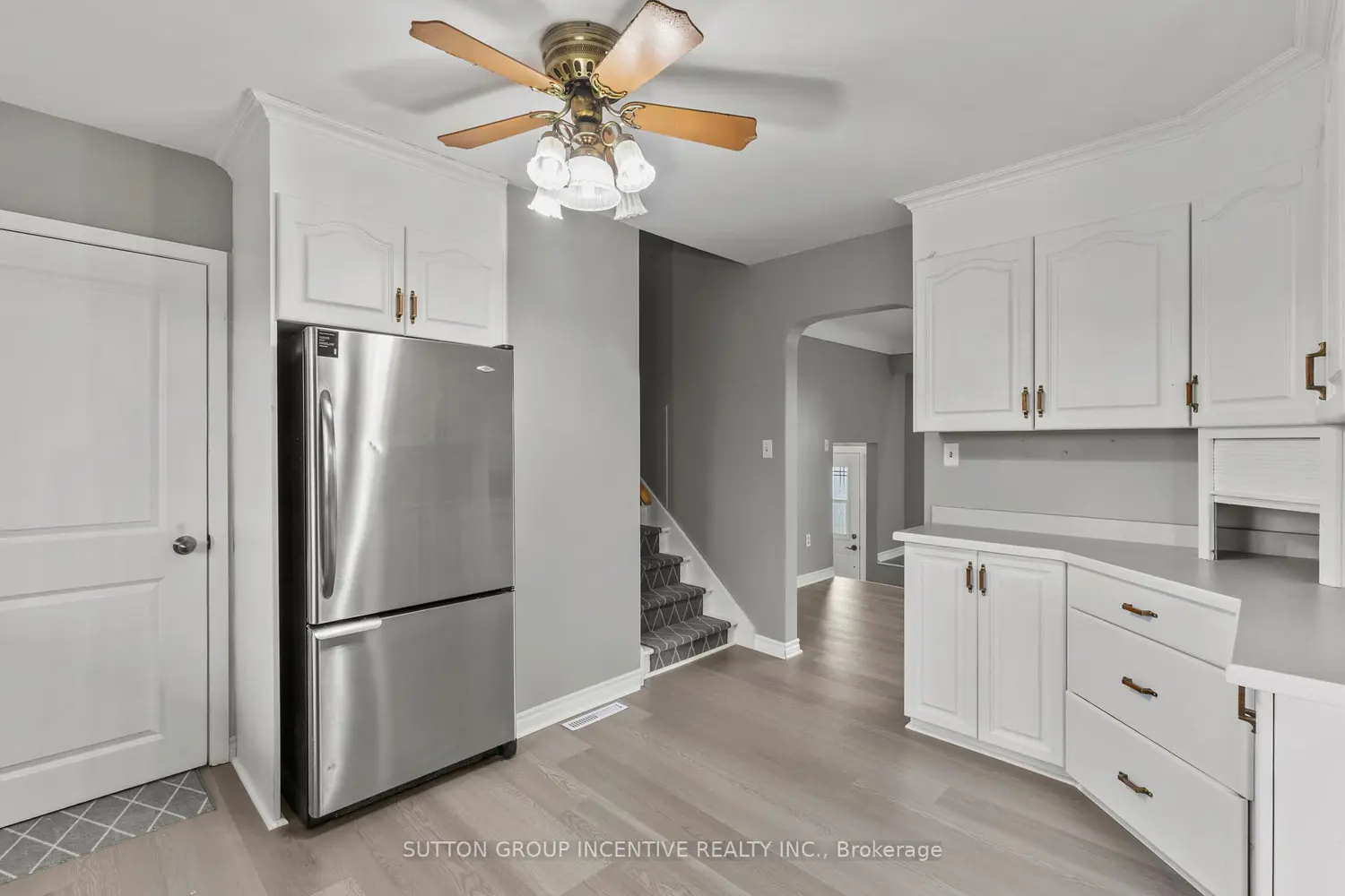 Additional image 4 of 2 Hendershot Avenue