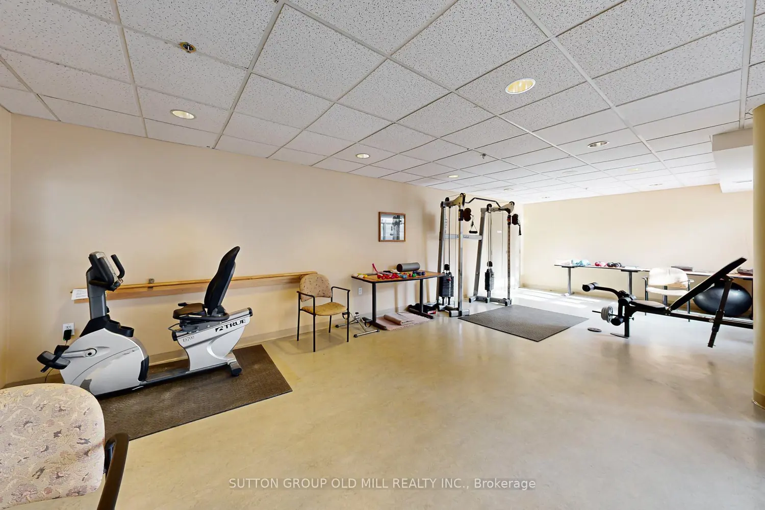 Additional image 12 of 115 Bonis Avenue 611