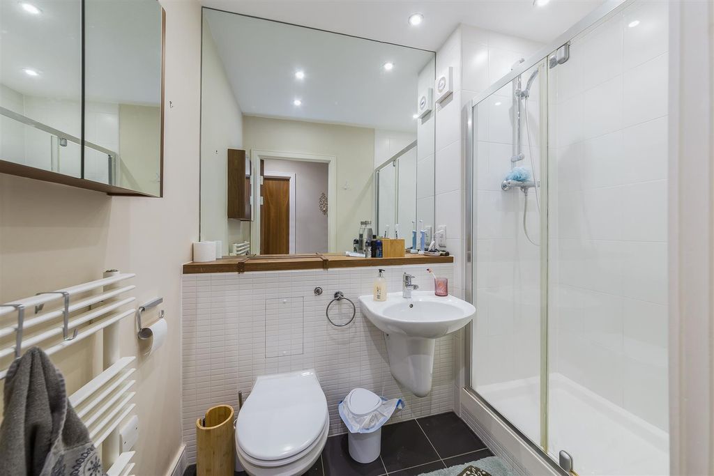 Additional image 9 of 2 bed flat to rentFive Mile Drive, Oxford OX2