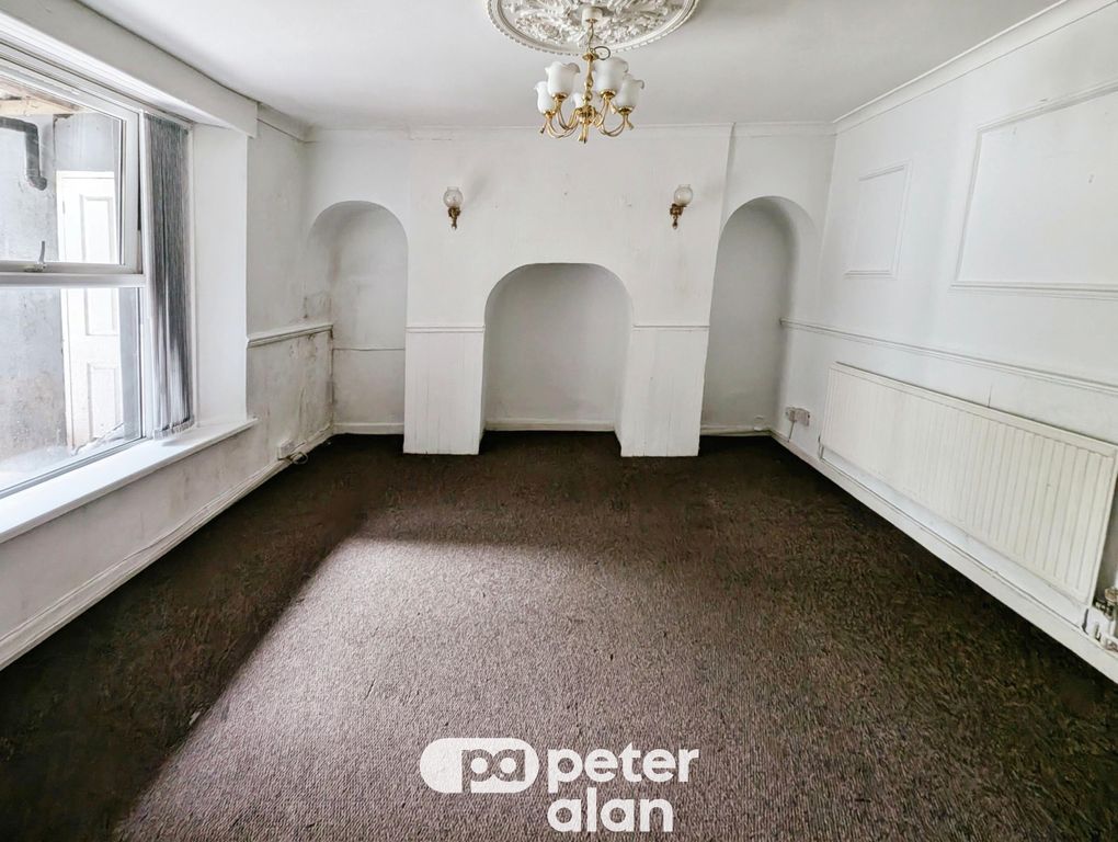 Additional image 3 of 2 bed flat to rentClytha Square, Newport NP20