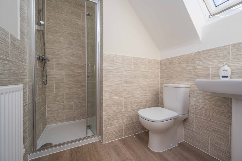 Additional image 4 of 5 bed property to rentLondon Road, Corby NN17