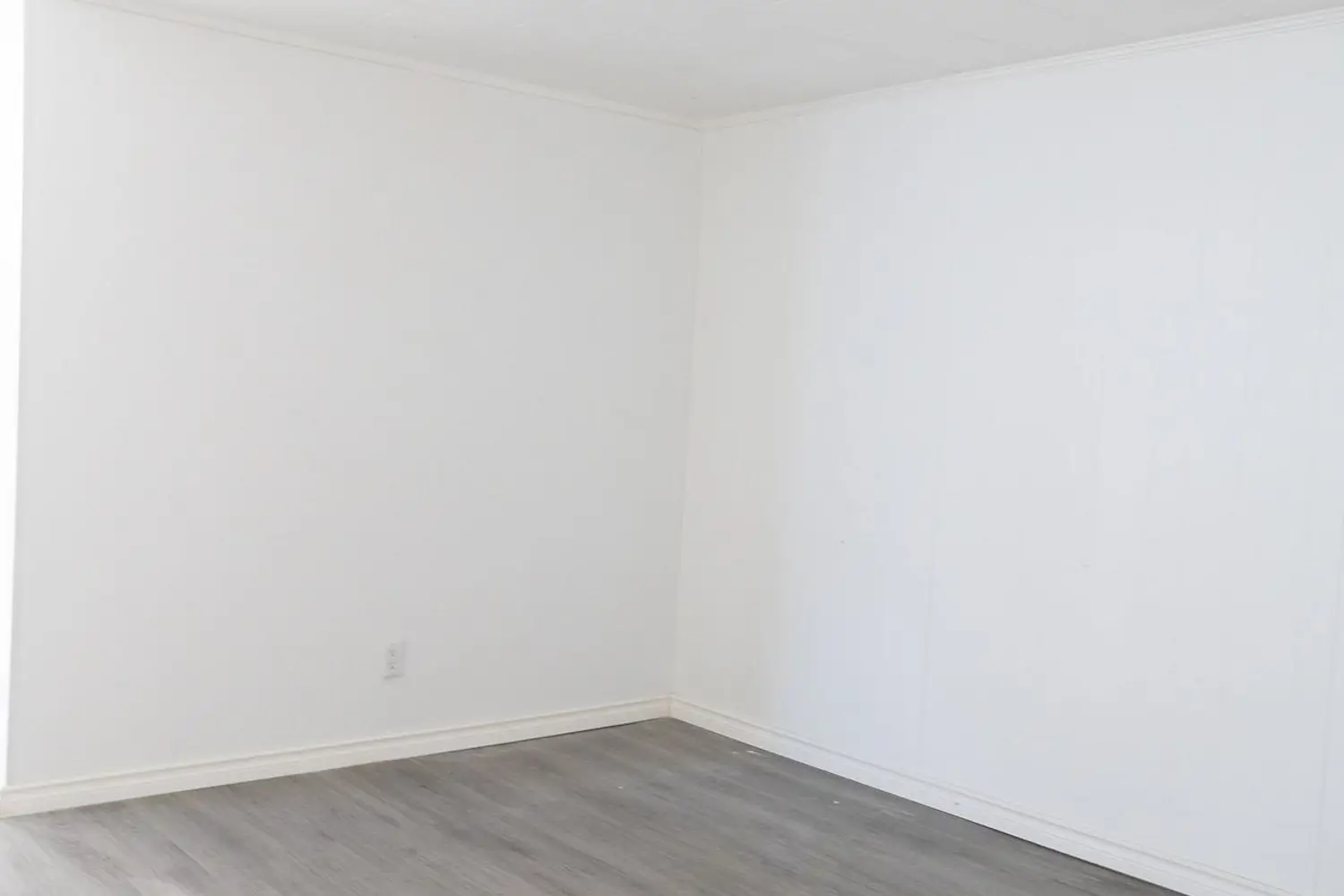 Additional image 14 of 5905 Valley Way