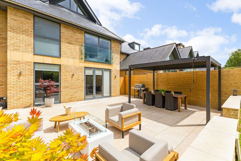 Additional image 5 of 6 bed detached house to rentCotswold Road, Oxford OX2