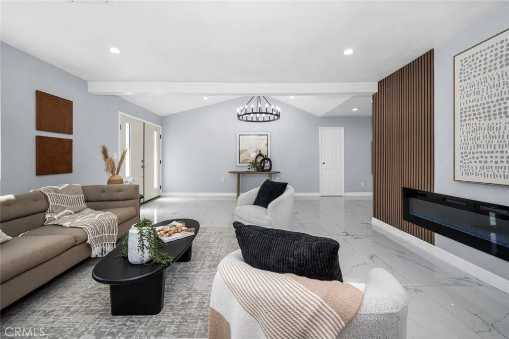 Additional image 11 of 223 West Simmons Avenue, Anaheim, CA 92802