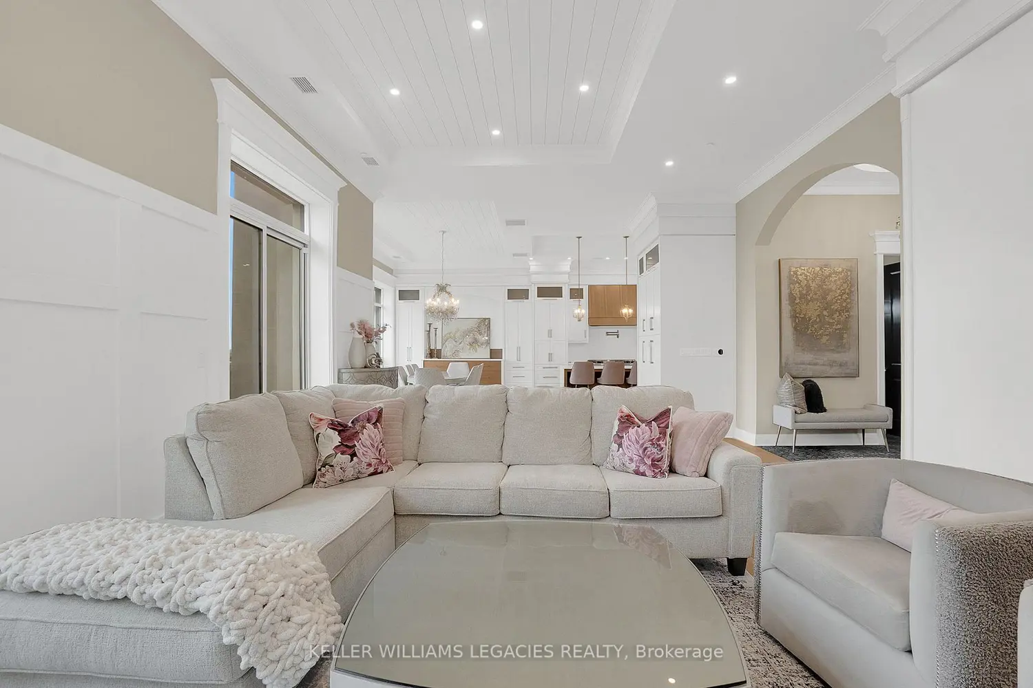 Additional image 5 of 223 Erb Street 1202