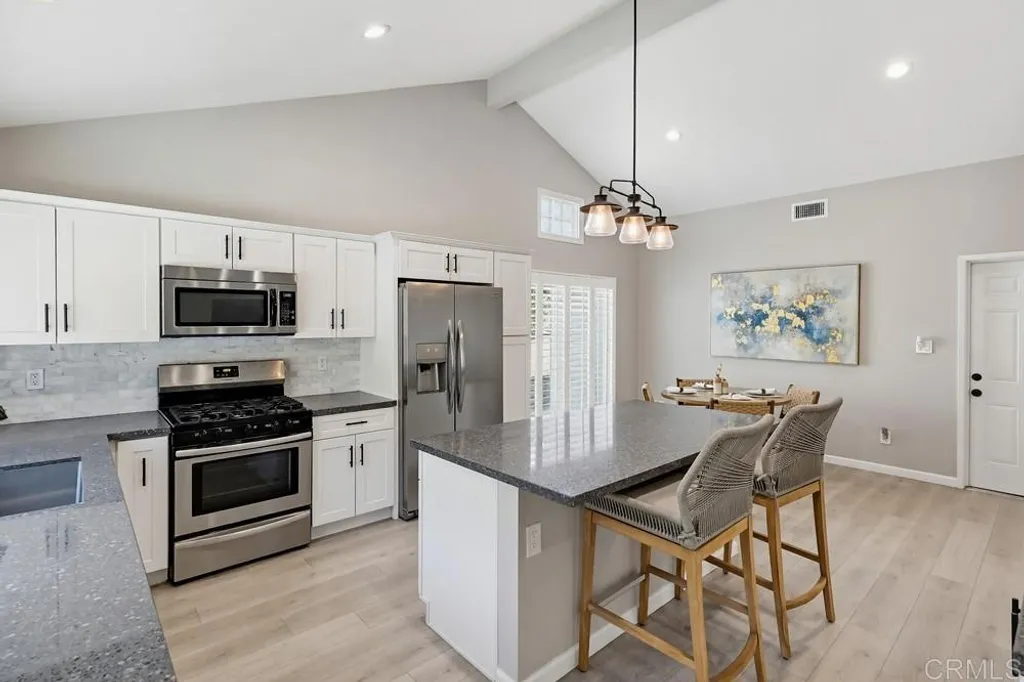 Additional image 17 of 8662 Robles Drive, San Carlos, CA 92119