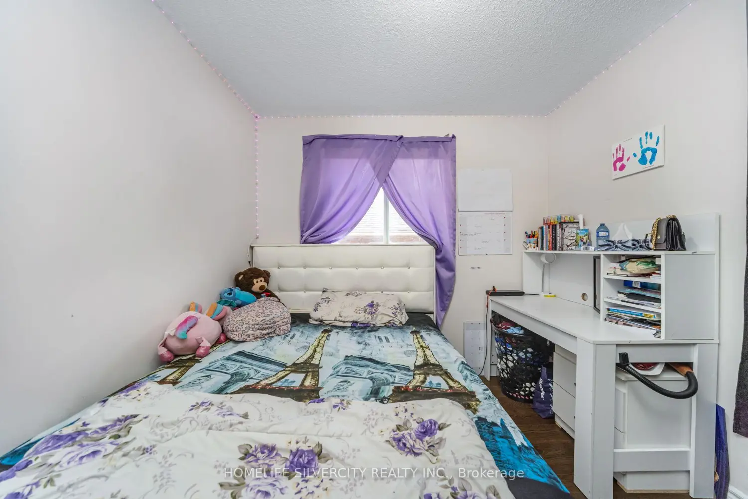 Additional image 16 of 24 Jay Street