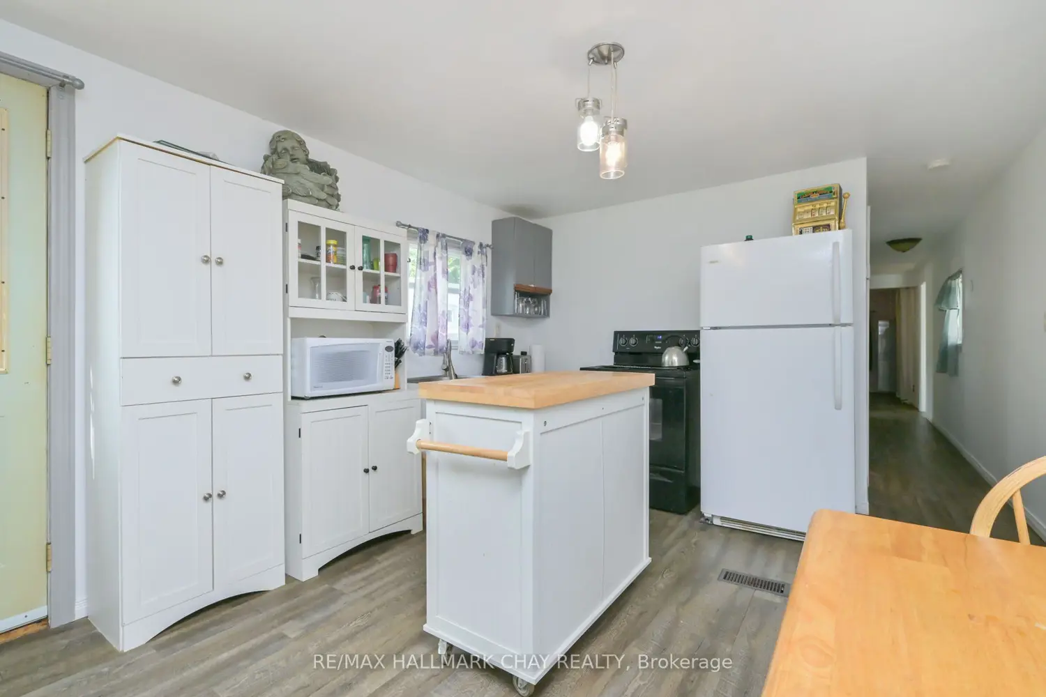 Additional image 6 of 32 Shamrock Crescent