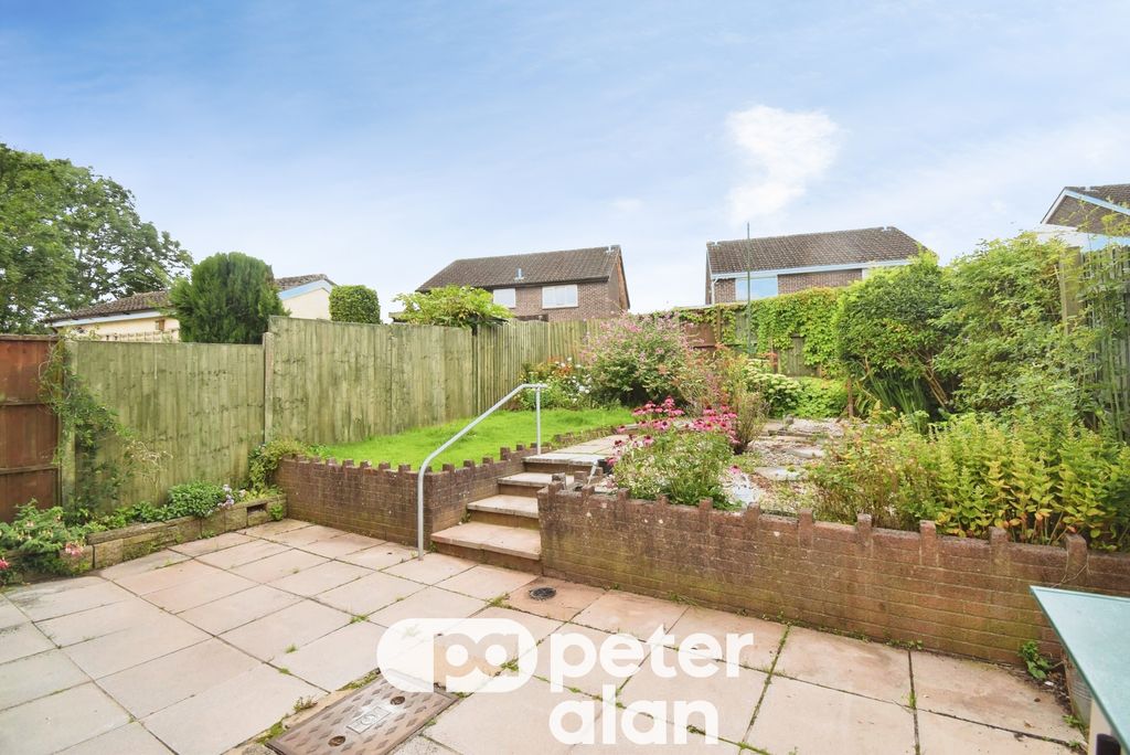 Additional image 10 of 3 bed semi-detached house to rentHeather Road, Newport NP19