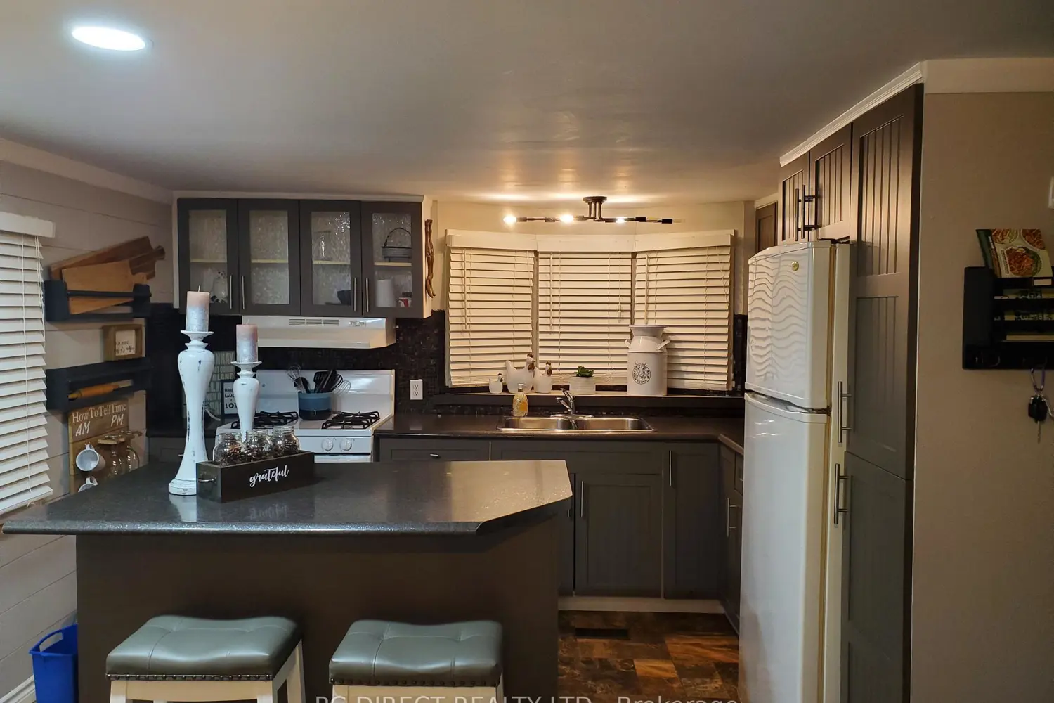 Additional image 7 of 9480 Longwoods Road 5