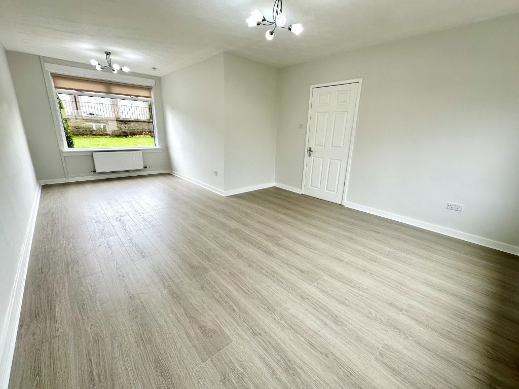 Additional image 4 of 3 bed semi-detached house to rentArcherhill Road, Knightswood, Glasgow G13
