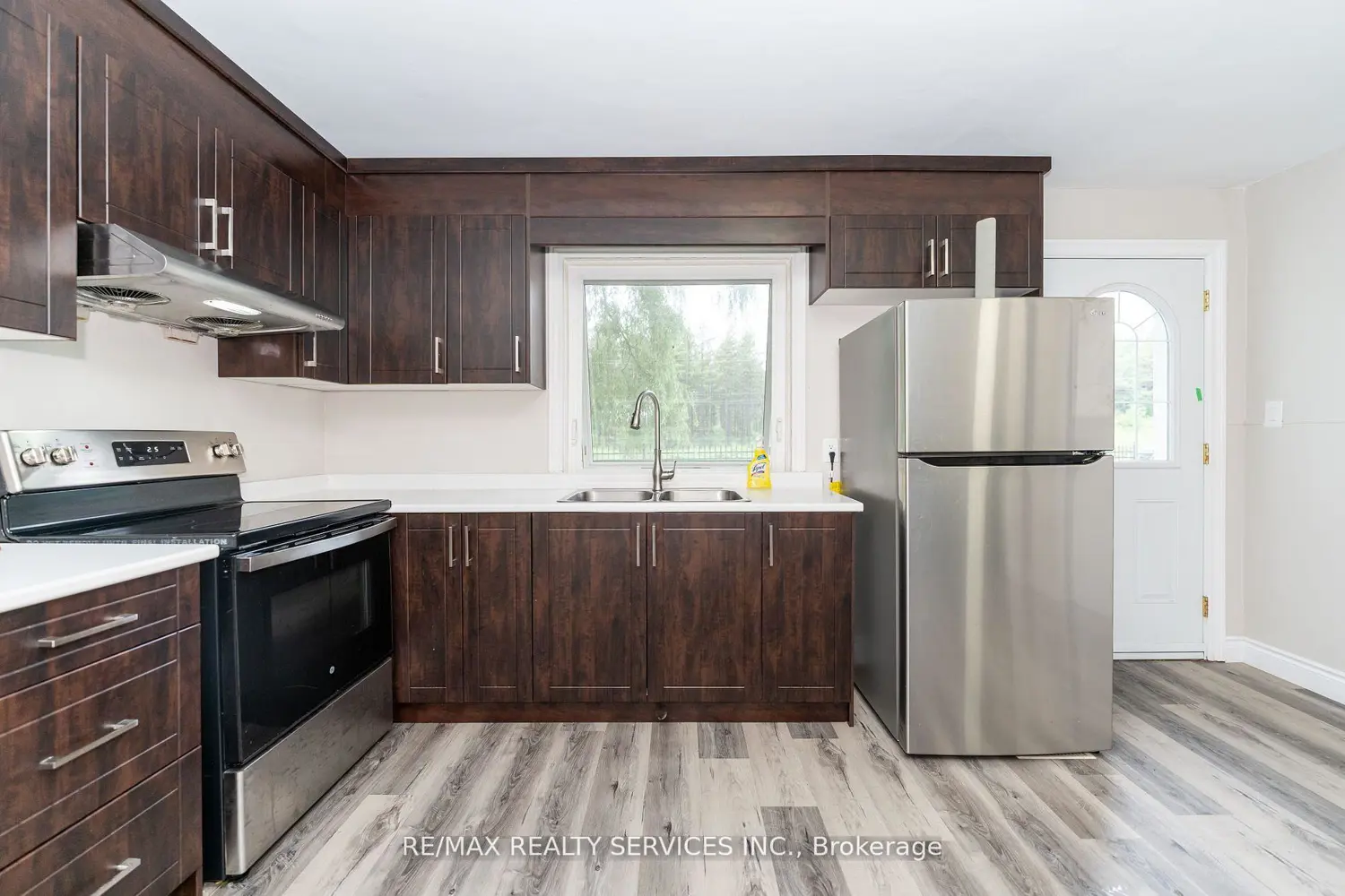 Additional image 6 of 2178 Highway 6