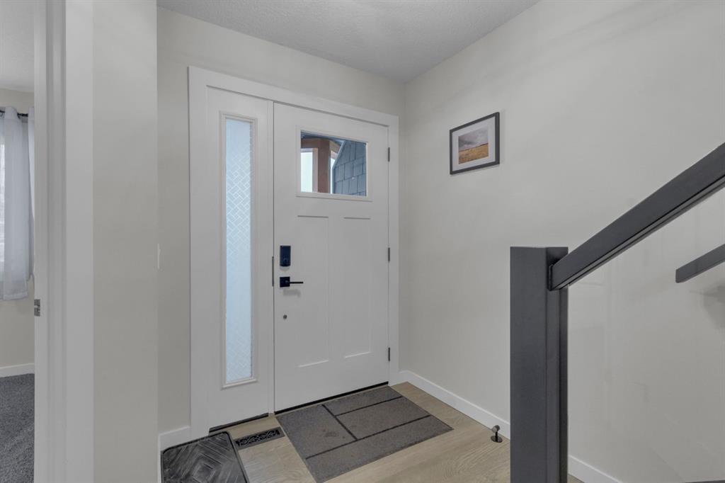 Additional image 3 of 2-729 7th , Canmore, AB, T1W 2C3