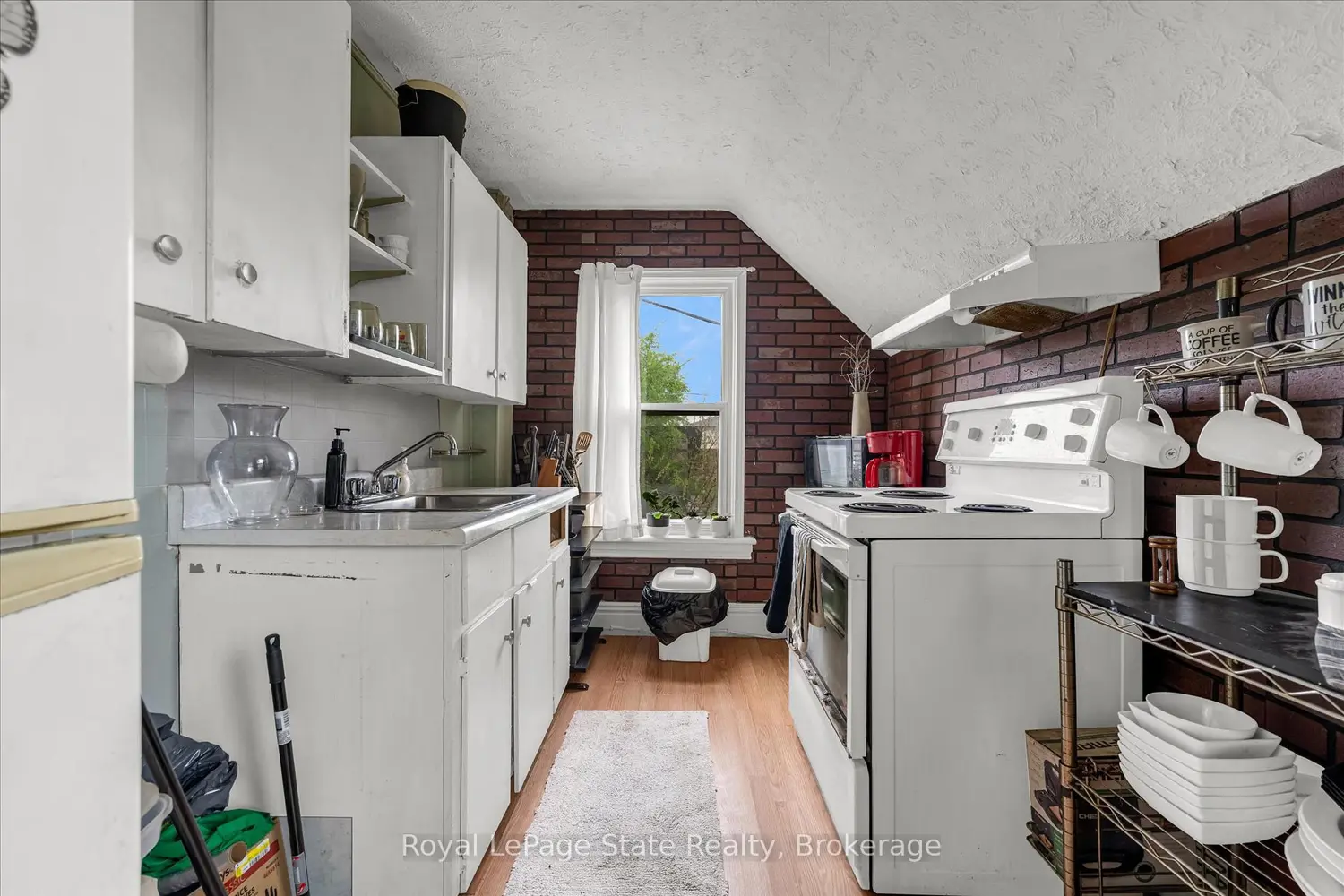 Additional image 17 of 382 Beach Boulevard