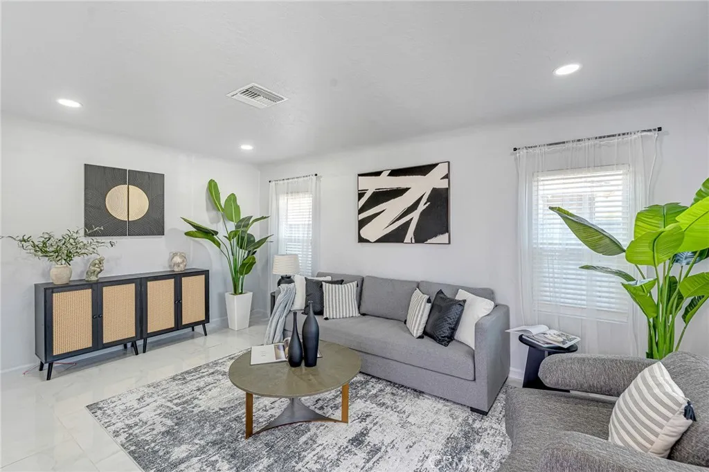 Additional image 14 of 1381 W Summerland Ave, San Pedro, CA 90732