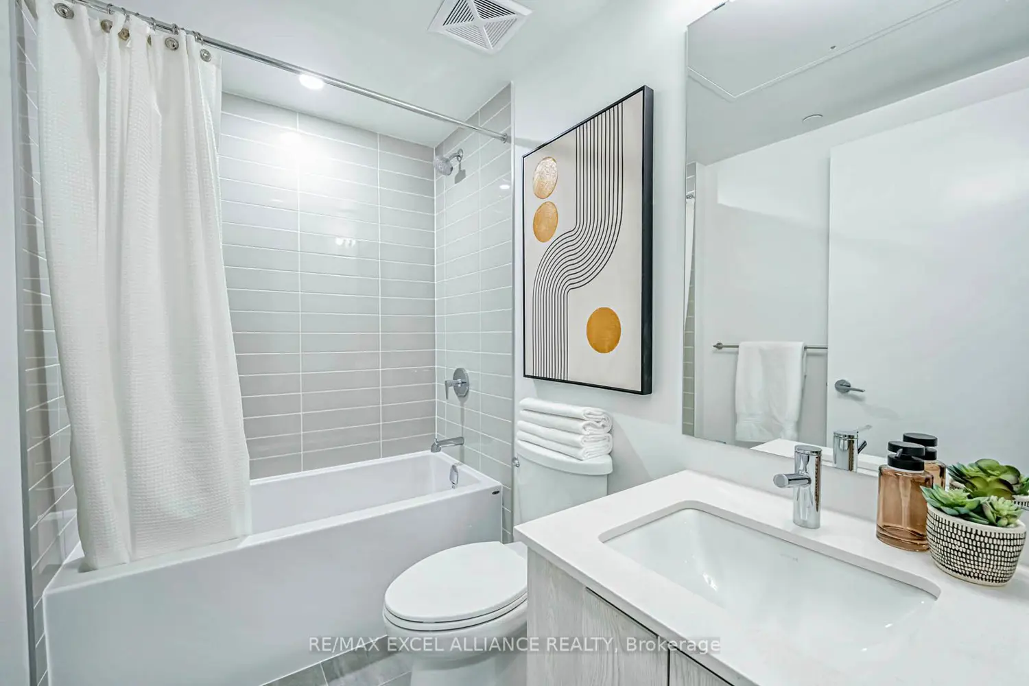 Additional image 17 of 357 King Street 503
