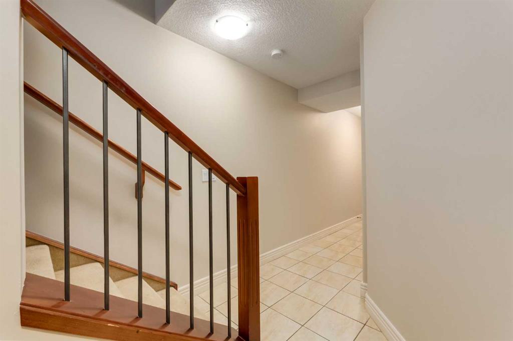 Additional image 6 of 7-172 Rockyledge View NW, Calgary, AB, T3G 6B2