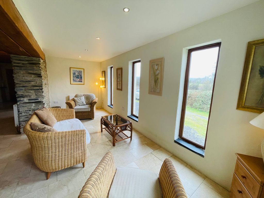 4 bed barn conversion to rentLlanfyrnach SA35 photo 5