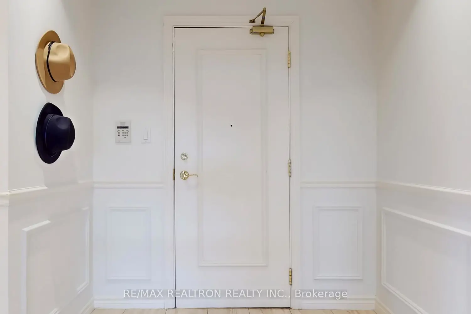 Additional image 2 of 1900 The Collegeway 1105