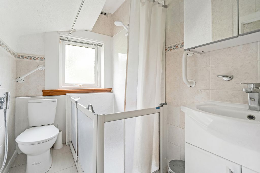 Additional image 13 of 2 bed semi-detached house to rentKirkton Avenue, Knightswood G13