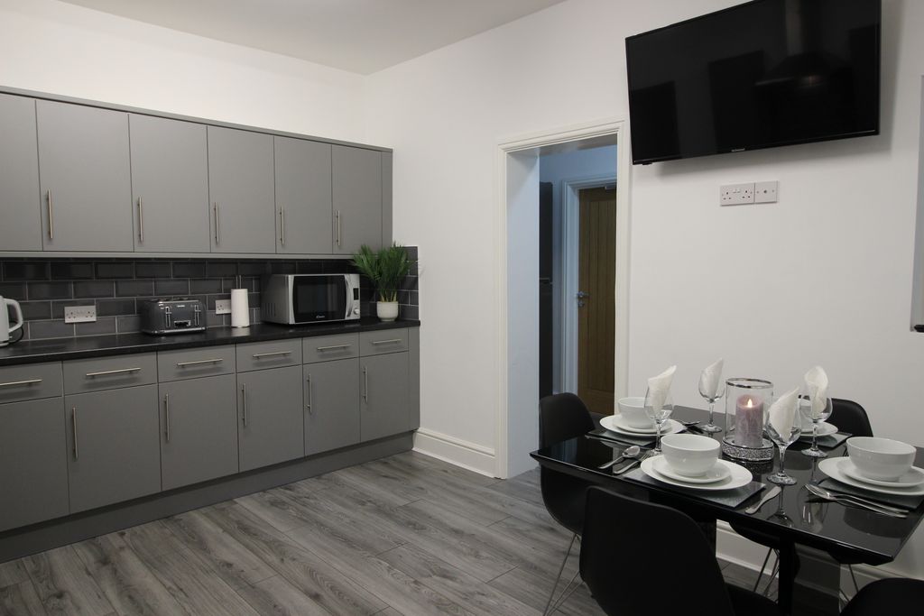 Additional image 8 of Room to rentWelholme Road, Grimsby DN32