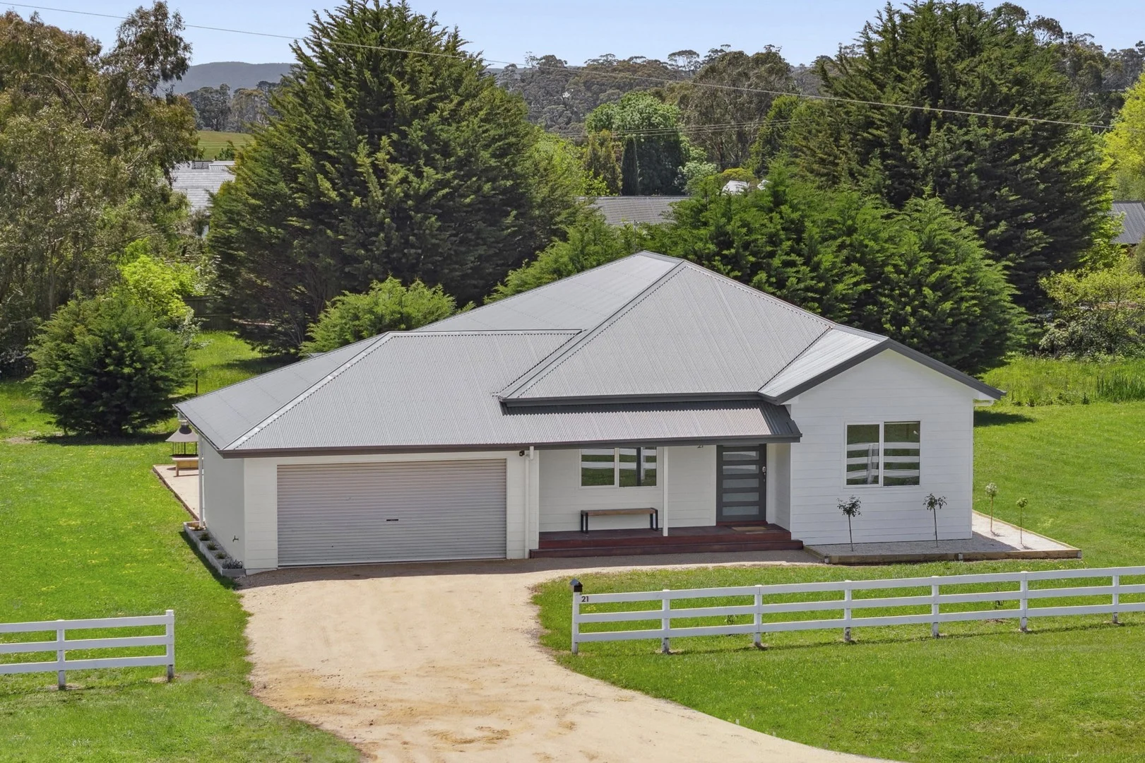 Additional image 2 of 21 Molesworth Street, Glenlyon VIC 3461