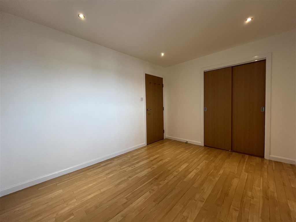 Additional image 14 of 3 bed flat to rentMonart Road, Perth PH1