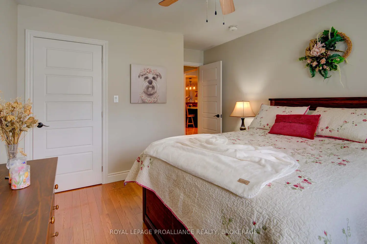 Additional image 8 of 1086 Prince Street