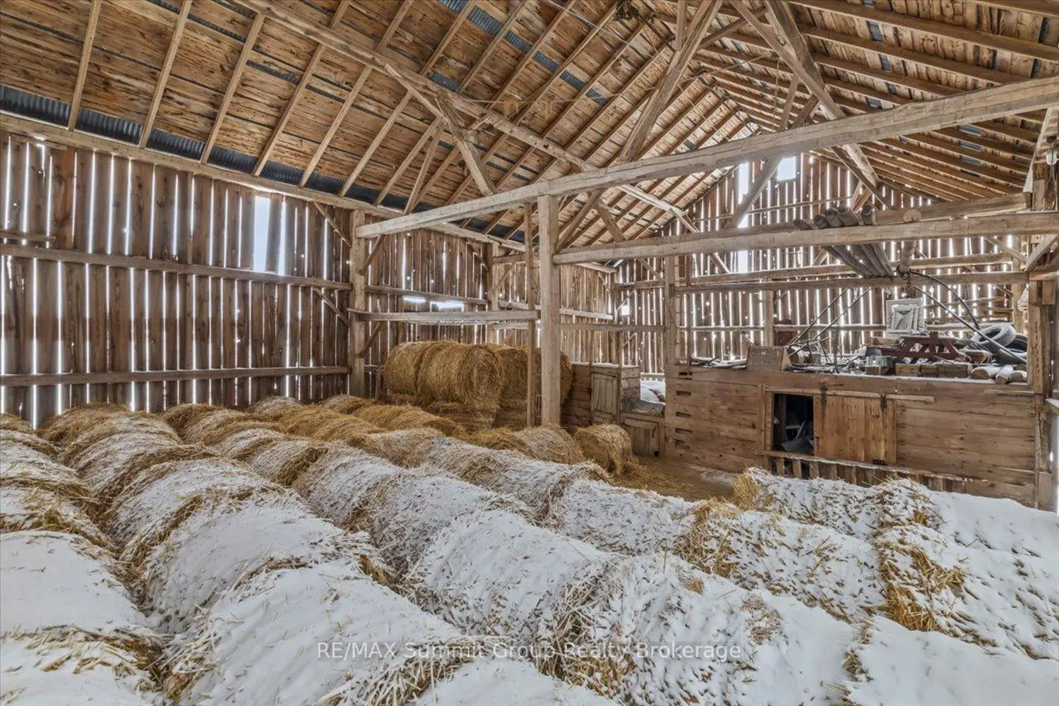 Additional image 15 of 595181 4Th Line