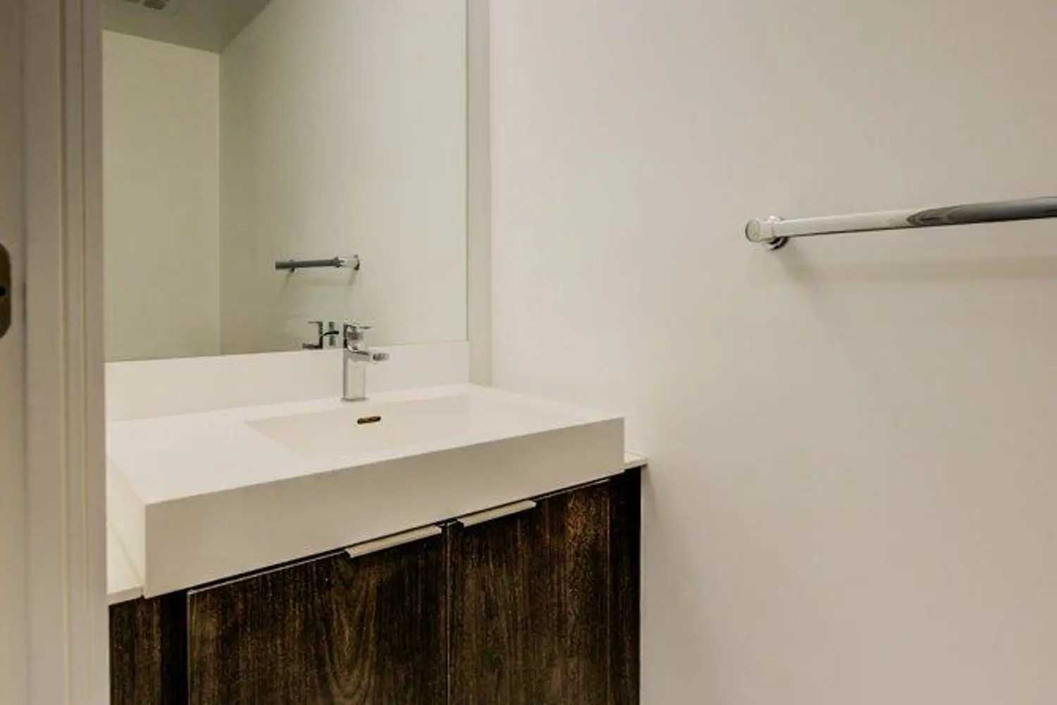 Additional image 9 of 3100 Keele Street 612
