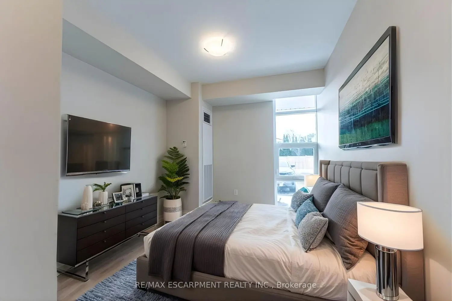 Additional image 13 of 120 Springvalley Crescent 104