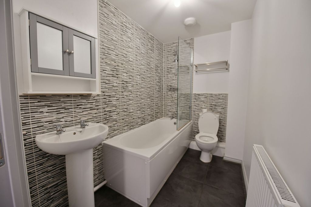 Additional image 3 of 2 bed flat to rentAnderson Grove, Newport NP19