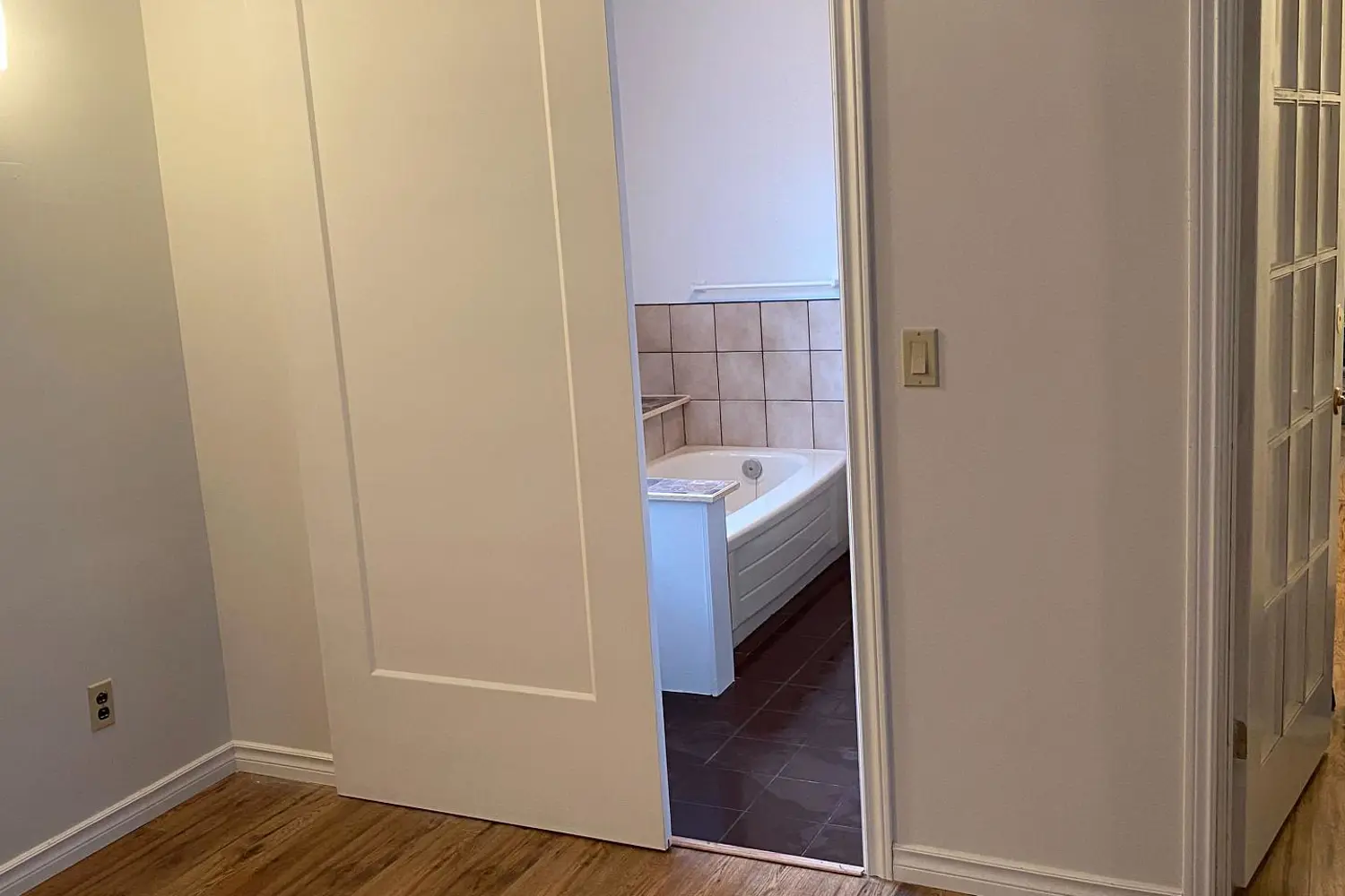 Additional image 14 of 612 Romaine Street