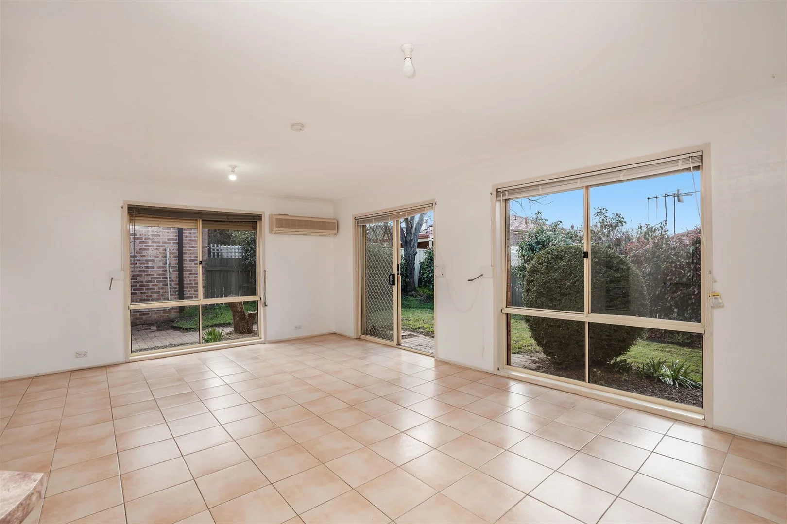 Additional image 4 of 17 Newlop Street, Ngunnawal ACT 2913