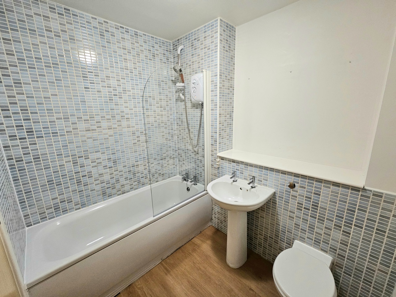 Additional image 4 of 2 Bed Flat, Shettleston Road, G32, N1 7GU